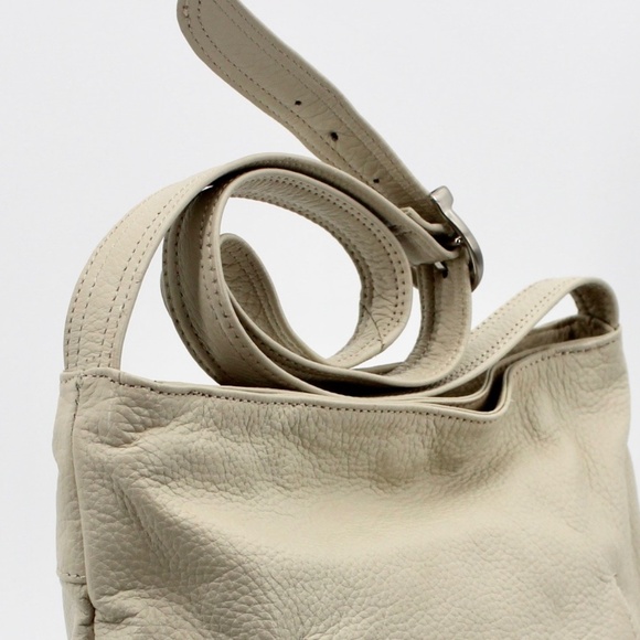 Stone Mountain Cream Pebbled Leather - Picture 6 of 6